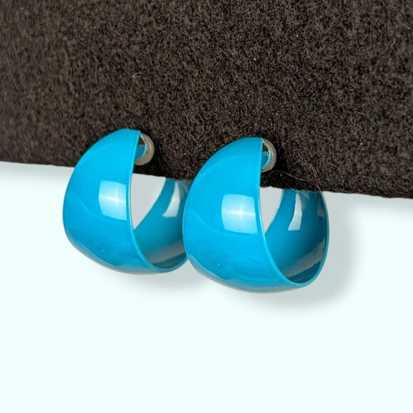 (2/$20) Blue Wide Open Hoop Earrings - Picture 1 of 5